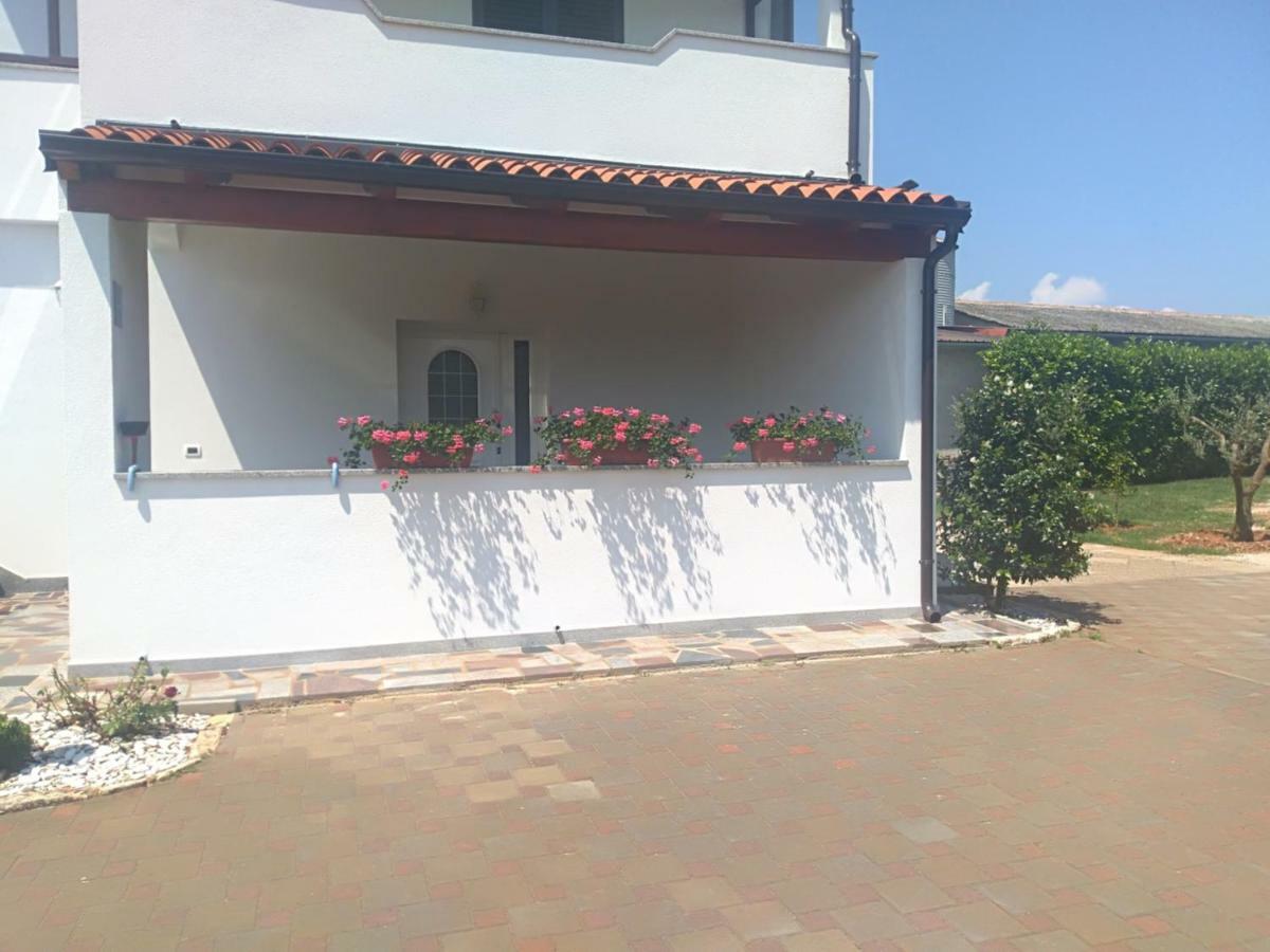 Apartment Ivana Novigrad Istria المظهر الخارجي الصورة